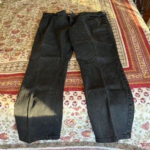 So lifting by Chico’s. Size 3 short. Stiffer material. Nice dress pants